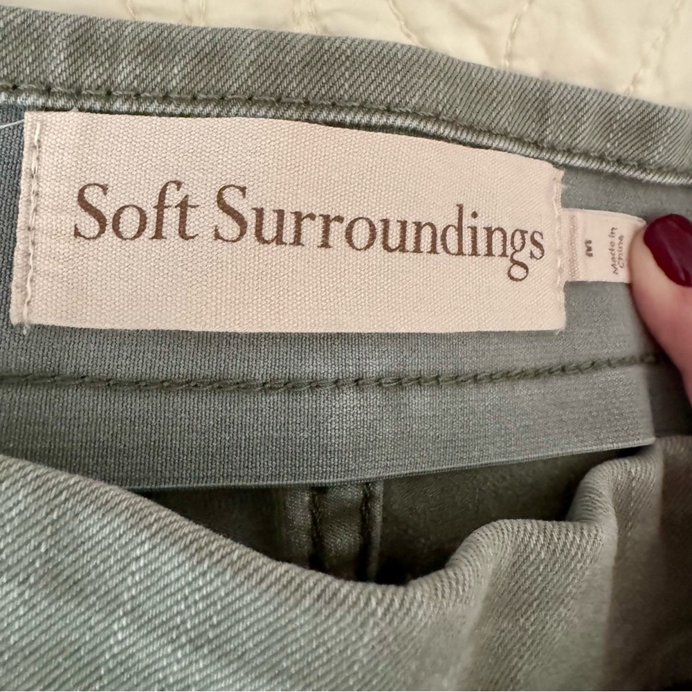 Soft Surroundings Ultimate Relaxed Pull On Jean Style Pants Sage Green Size M - Picture 3 of 11